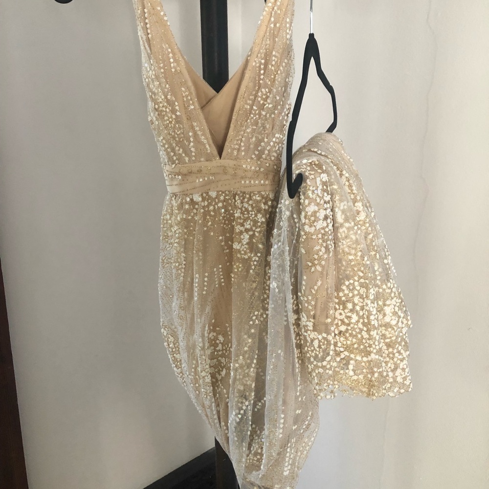 Elegant Gold Sequin Dress